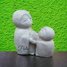 Load image into Gallery viewer, PLAYING MOTHER CHILD