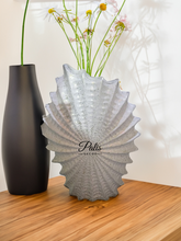 Load image into Gallery viewer, SPIDER NET FLOWER VASE